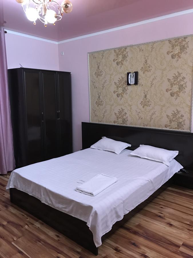 Hotel Prestizh Taraz Eksteriør billede